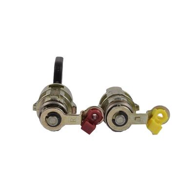 OE No 1B18061500005/6 Цилиндры металлического замка дверей для запасных частей грузовиков Foton