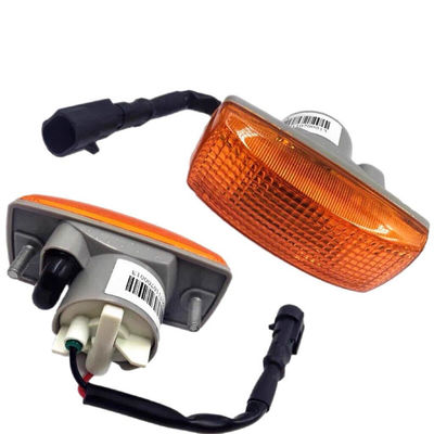 Модель грузовика Howo Howo Wg9925720013/Wg9925720014 Светофор поворота транспортного средства 12 месяцев