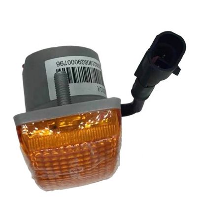 Модель грузовика Howo Howo Wg9925720013/Wg9925720014 Светофор поворота транспортного средства 12 месяцев